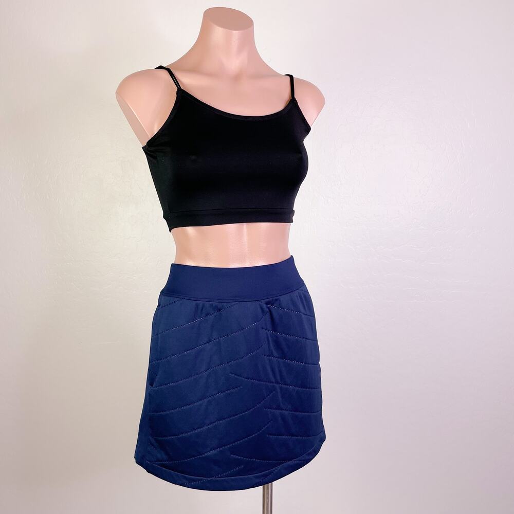 Under Armour Storm ColdGear Reactor Quilted Golf Skirt Navy Blue size Medium NWT